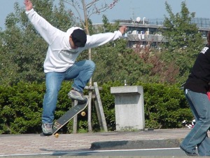 �摜:T-Board2005